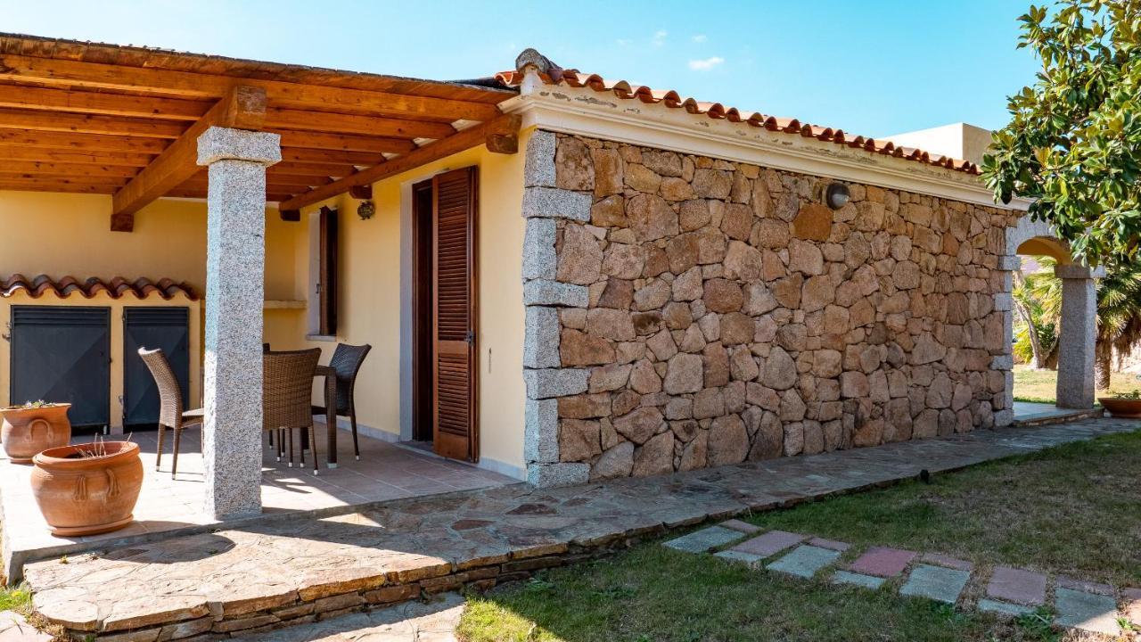 Villetta Con Giardino A Budoni Dış mekan fotoğraf