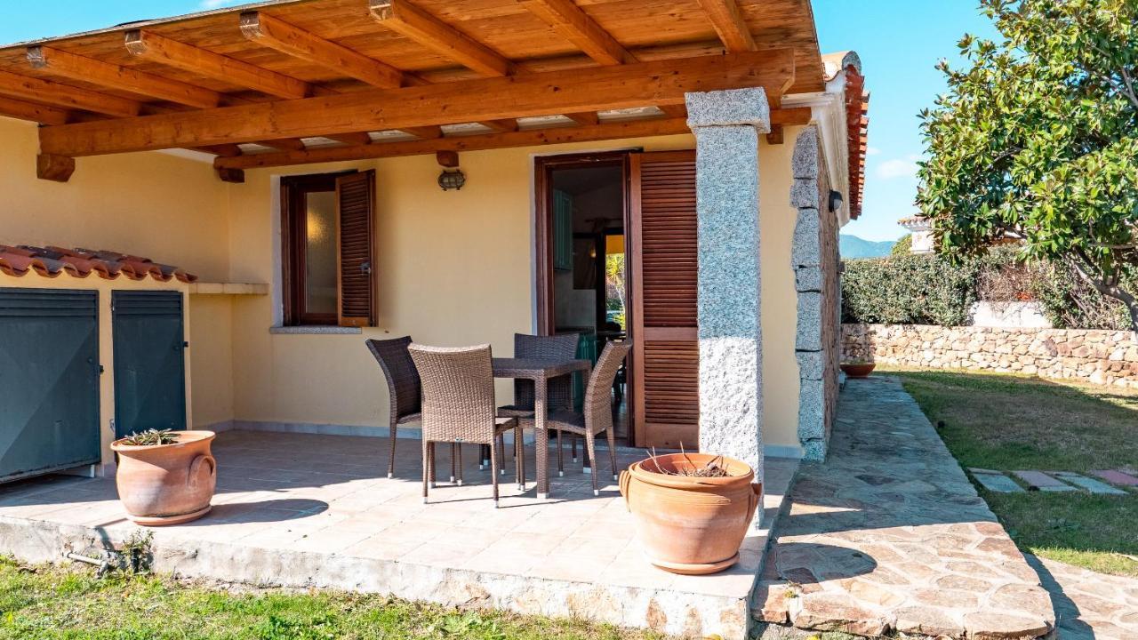 Villetta Con Giardino A Budoni Dış mekan fotoğraf